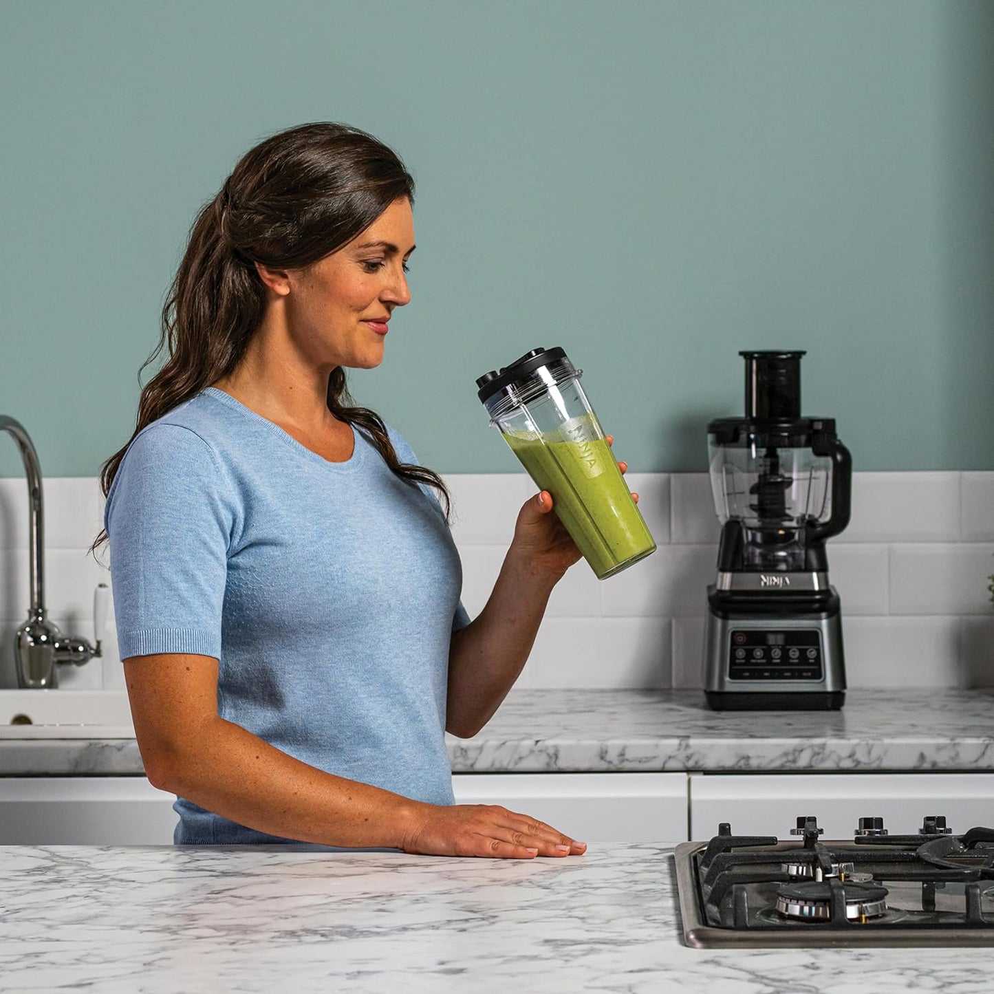 3-In-1 Food Processor & Blender with 5 Automatic Programs: Blend, Max Blend, Chop, Mix, Puree, 1.8L Bowl, 2.1L Jug, 700Ml Cup, 1200W, Dishwasher Safe Parts, Auto-Iq, Black BN800UK