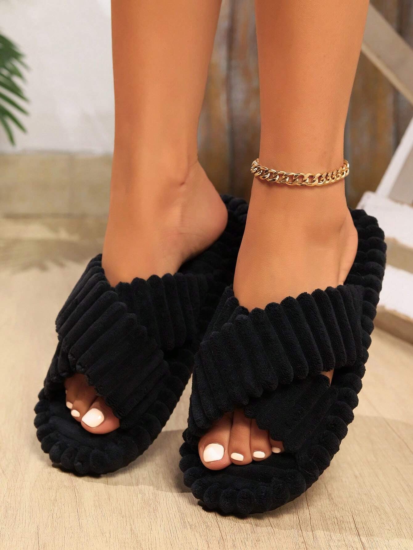 Women Home Slippers with Crossed Opening, Four Seasons Indoor Floor Slippers, Comfortable and Fashionable Fluffy Slippers with White Corduroy Crossed Straps, Suitable for Spring & Autumn, Couple Slippers