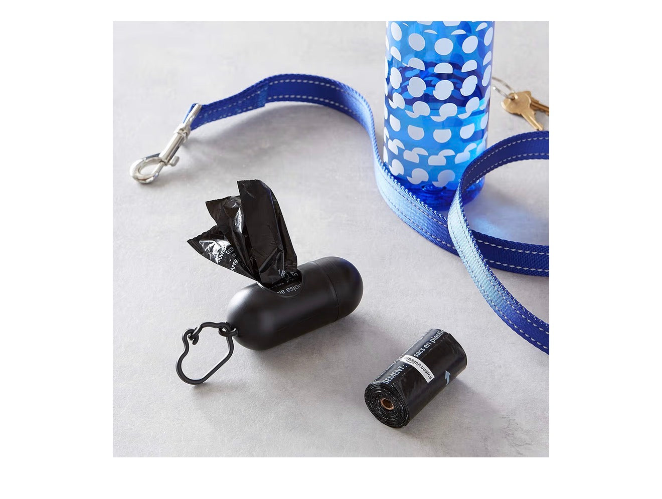 Basics Dog Poop Bags with Dispenser & Leash Clip 900 Bags