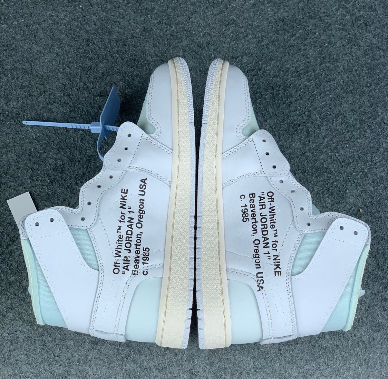 Off-White x Air Jordan 1 Retro High OG
'White' 2018