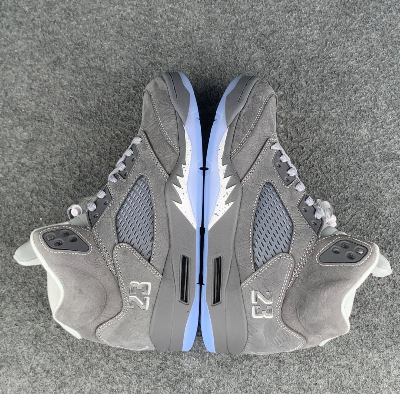 Air Jordan 5 'Wolf Grey' 2026