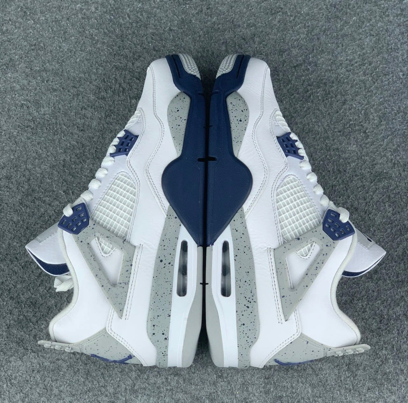 Air Jordan 4 Retro 'Midnight Navy'