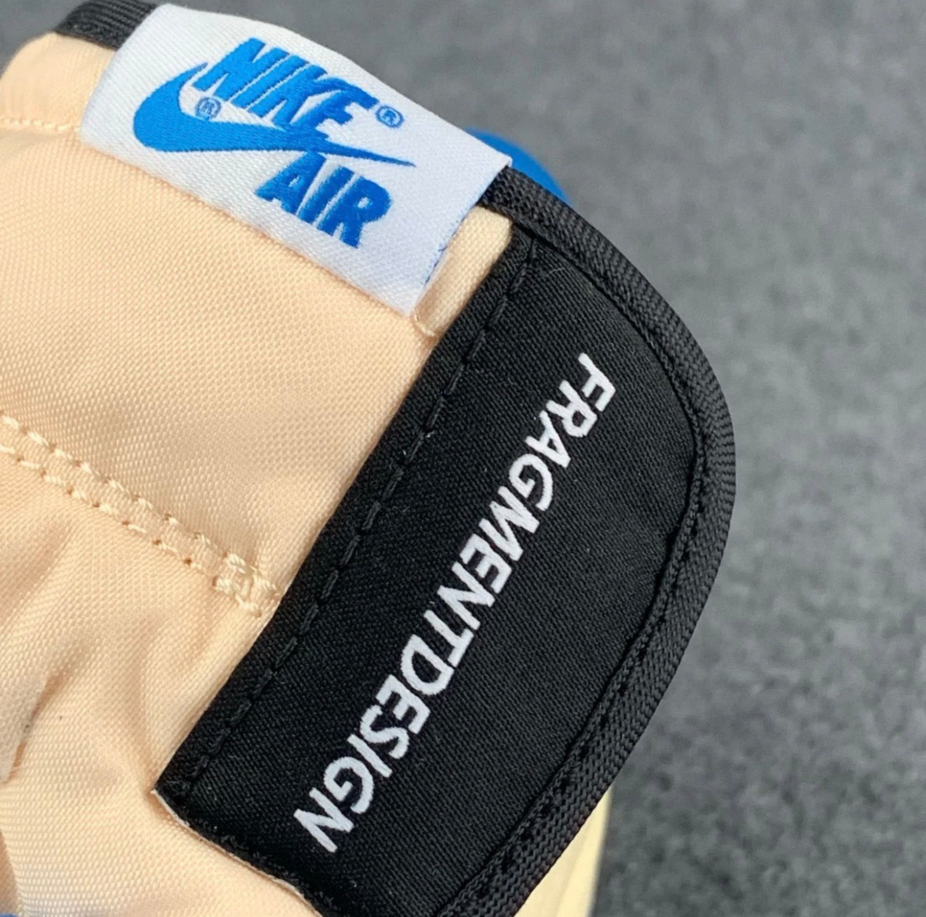 Fragment Design x Travis Scott x Air
Jordan 1 Retro Low
