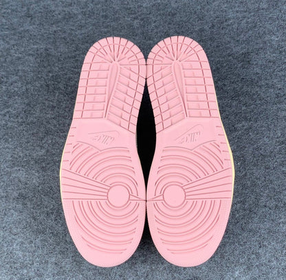 Travis Scott x Air Jordan 1 Low OG SP 'Sail Shy Pink'