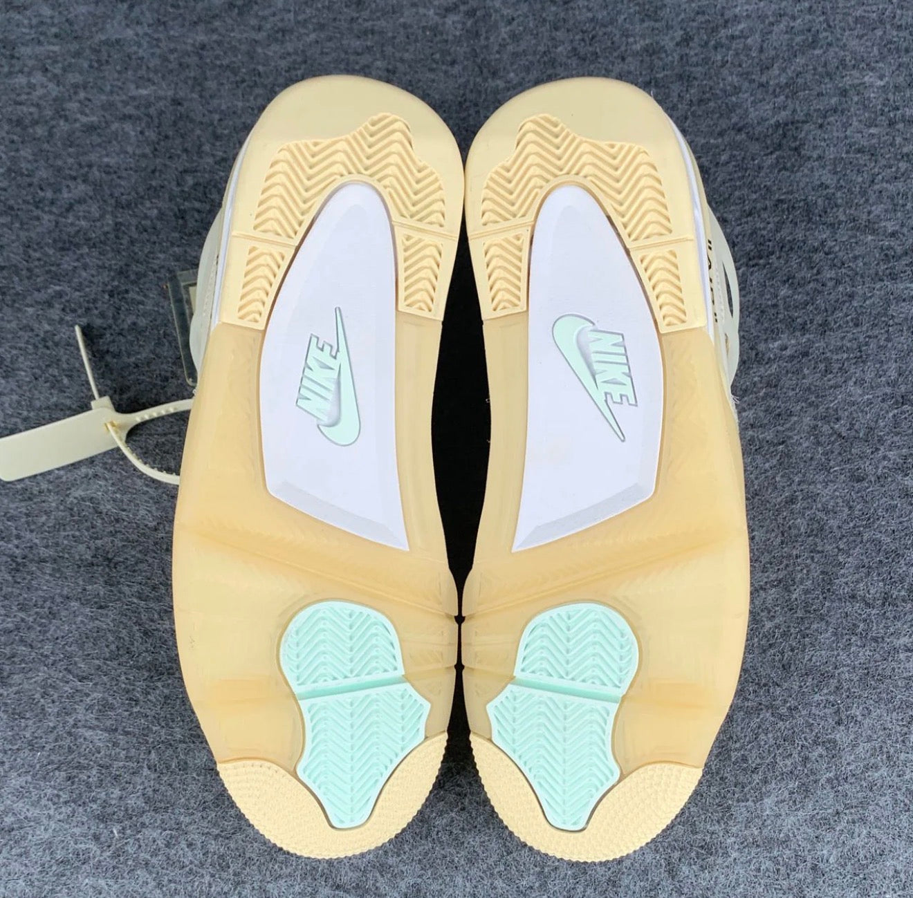 Off-White x Wmns Air Jordan 4 Retro SP 'Sail'