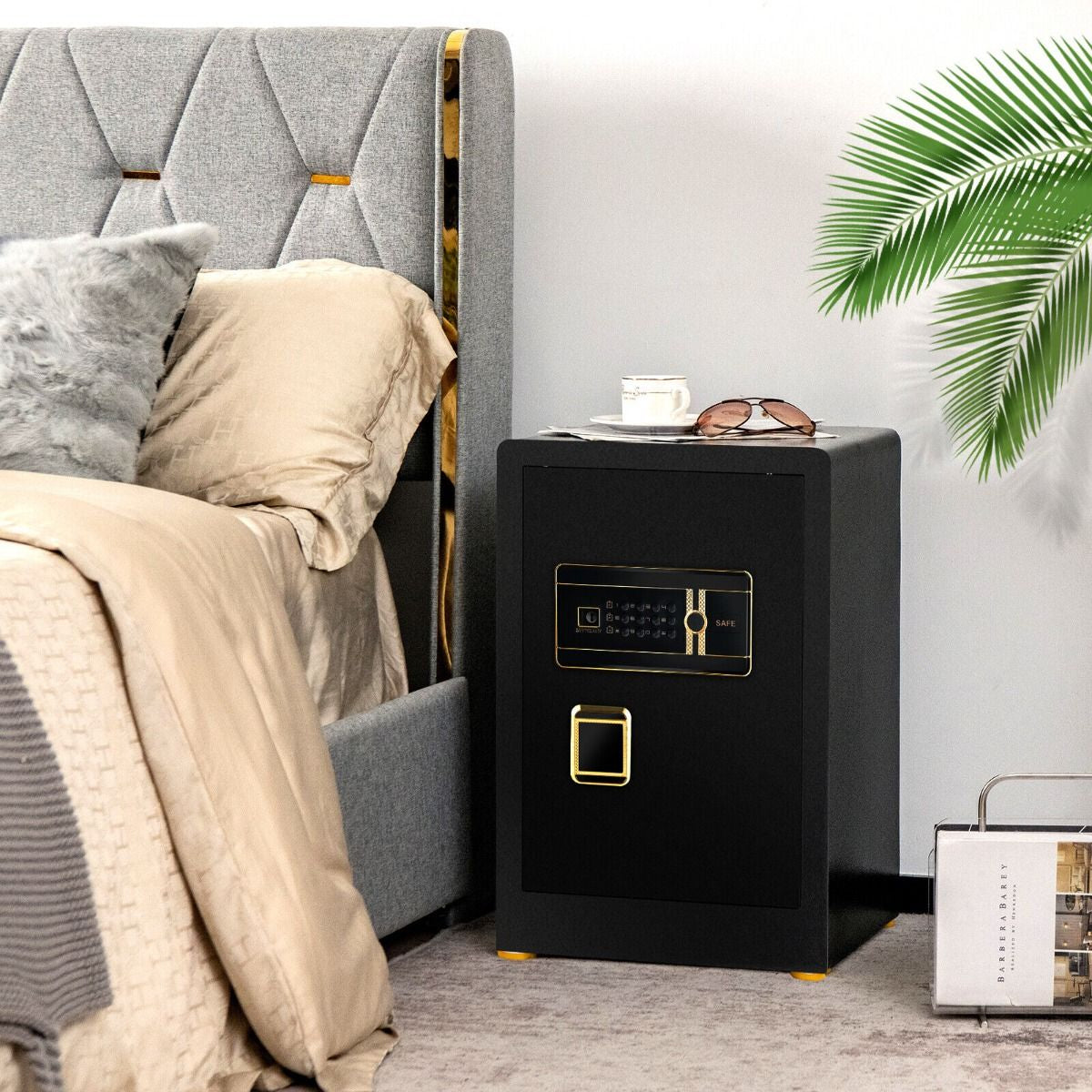 Electronic Safe with Triple Access Mechanisms for Secure Cash and Jewelry Storage