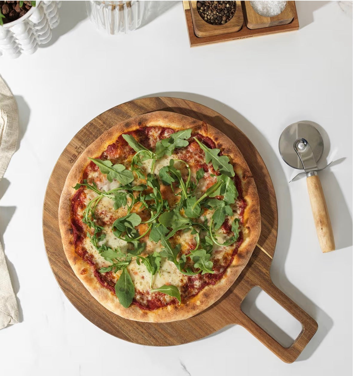 Salter Toronto Kettle, Toaster & Serving Board Set – Kitchen Countertop, 55cm & 60cm Serving Board, Chopping & Pizza Boards, FSC®- Certified Acacia Wood, Wide Slot Toaster, 3kW Rapid Boil, White