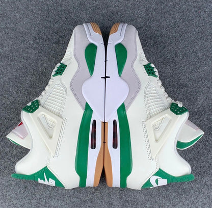 Nike SB x Air Jordan 4 Retro SP 'Pine
Green'