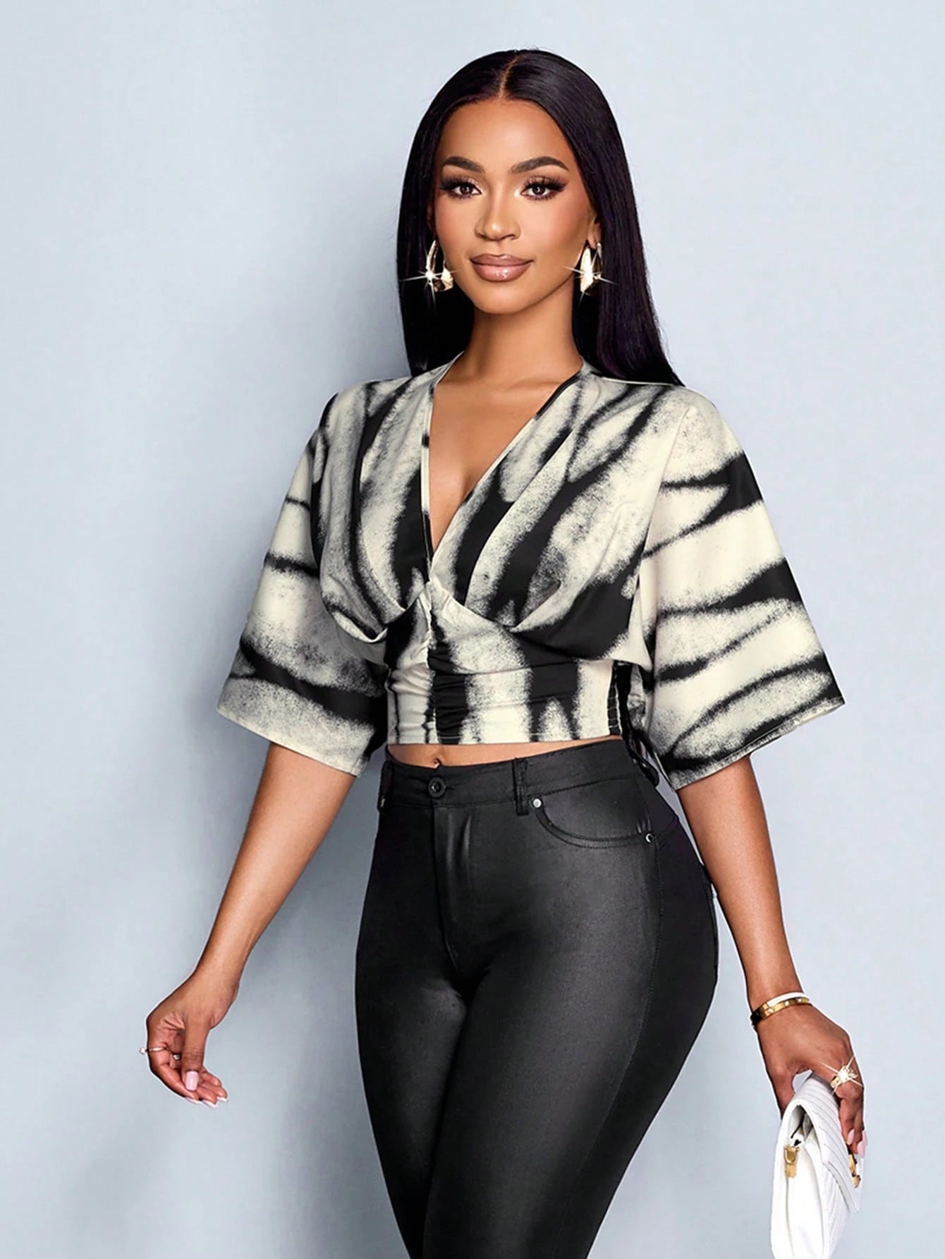 SOLERSUN Women'S Floral Print Deep V-Neck Batwing Sleeve Ruched Waist Blouse