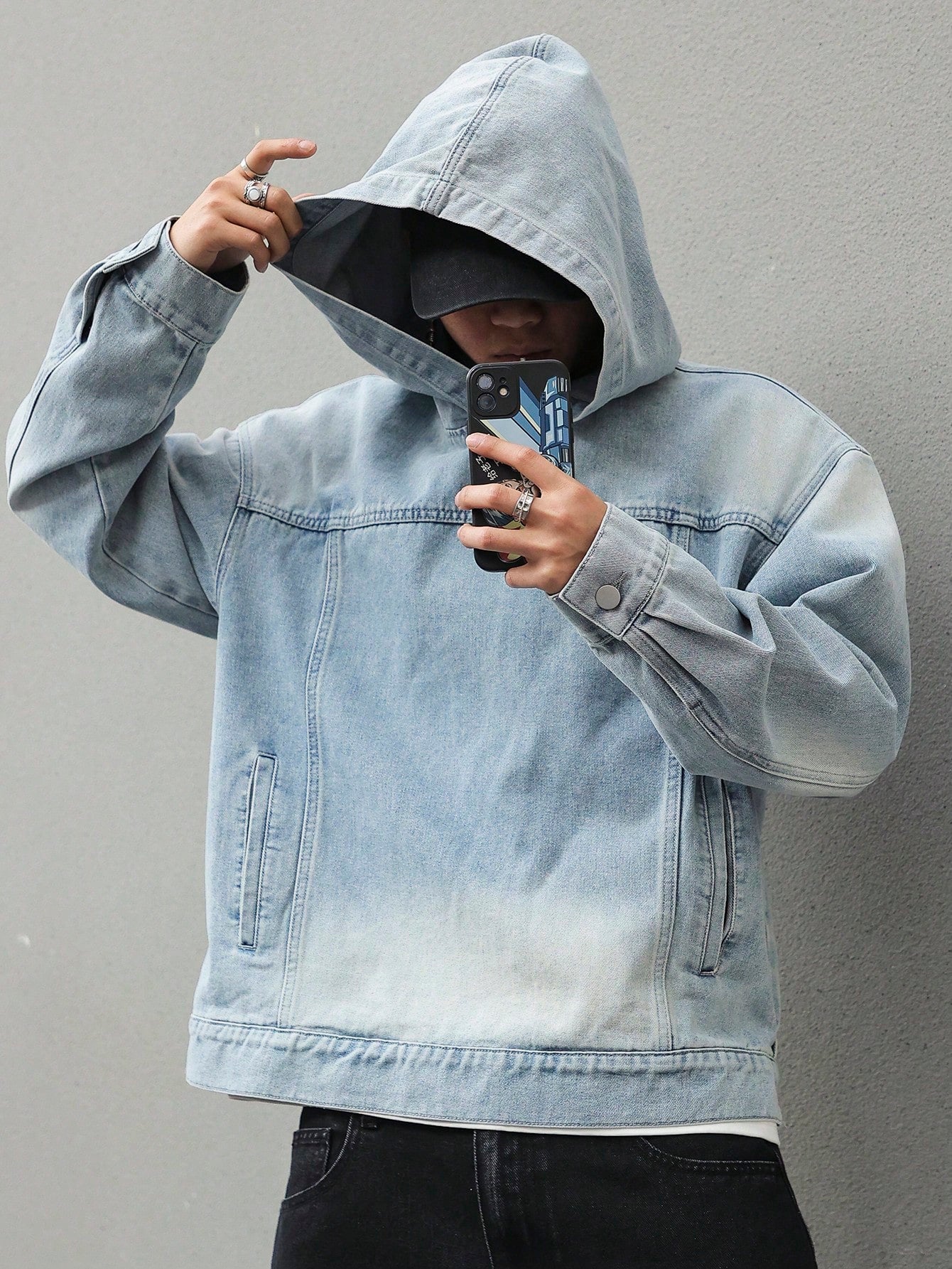 Manfinity Hypemode Men'S Light Blue Washed Denim Casual Loose Drop Shoulder Pullover Sweatshirt