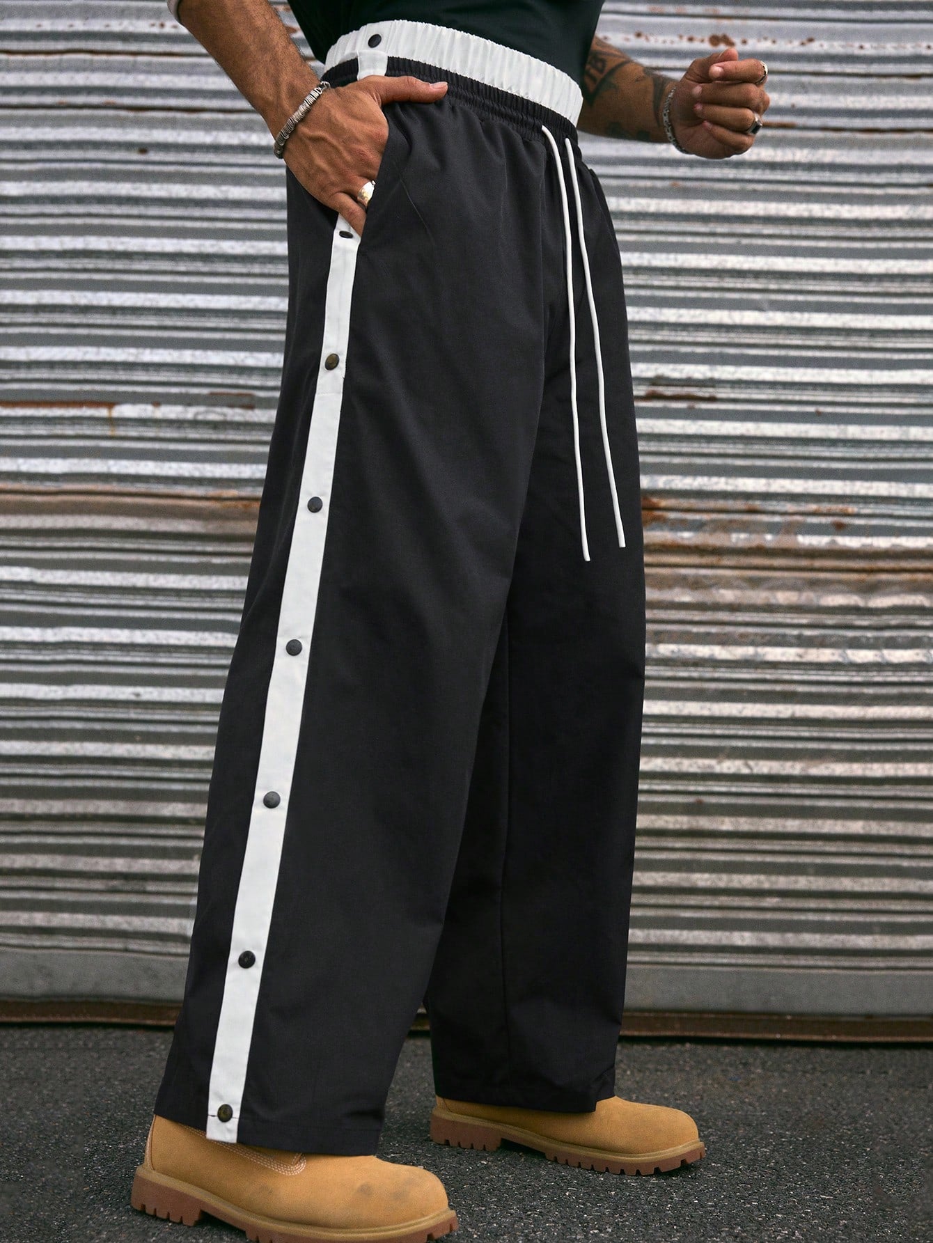 AXEPEAK Multi-Size Fashionable Street Style Wide Leg Pants for Men