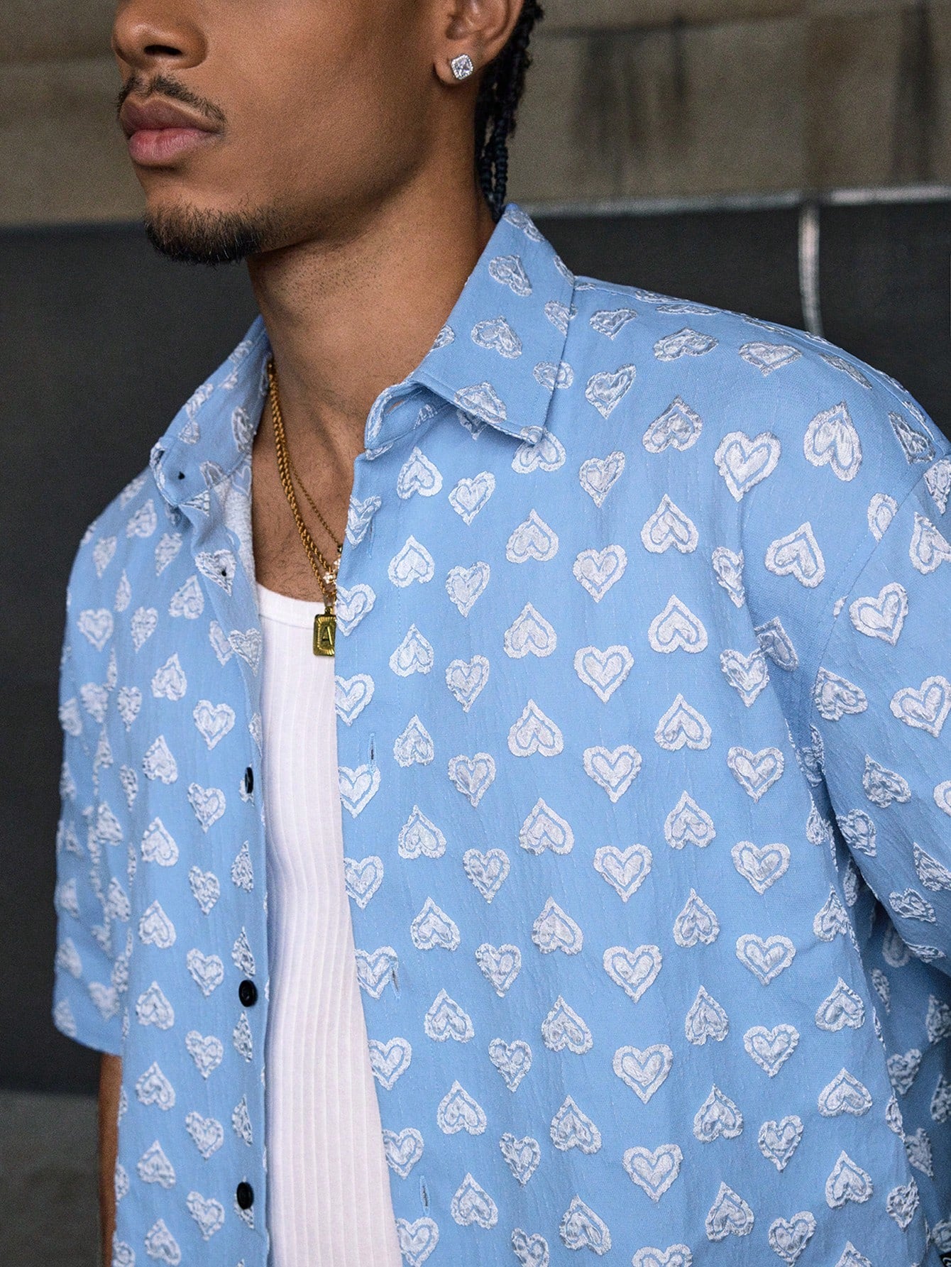AXEPEAK Summer Heart Graphic Short Sleeve Hawaiian Casual Vacation Beach Shirt for Men