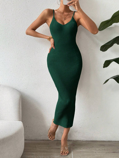 Raffinée Women's Elegant Solid Color Slim Fit Sleeveless Knit Sweater Dress