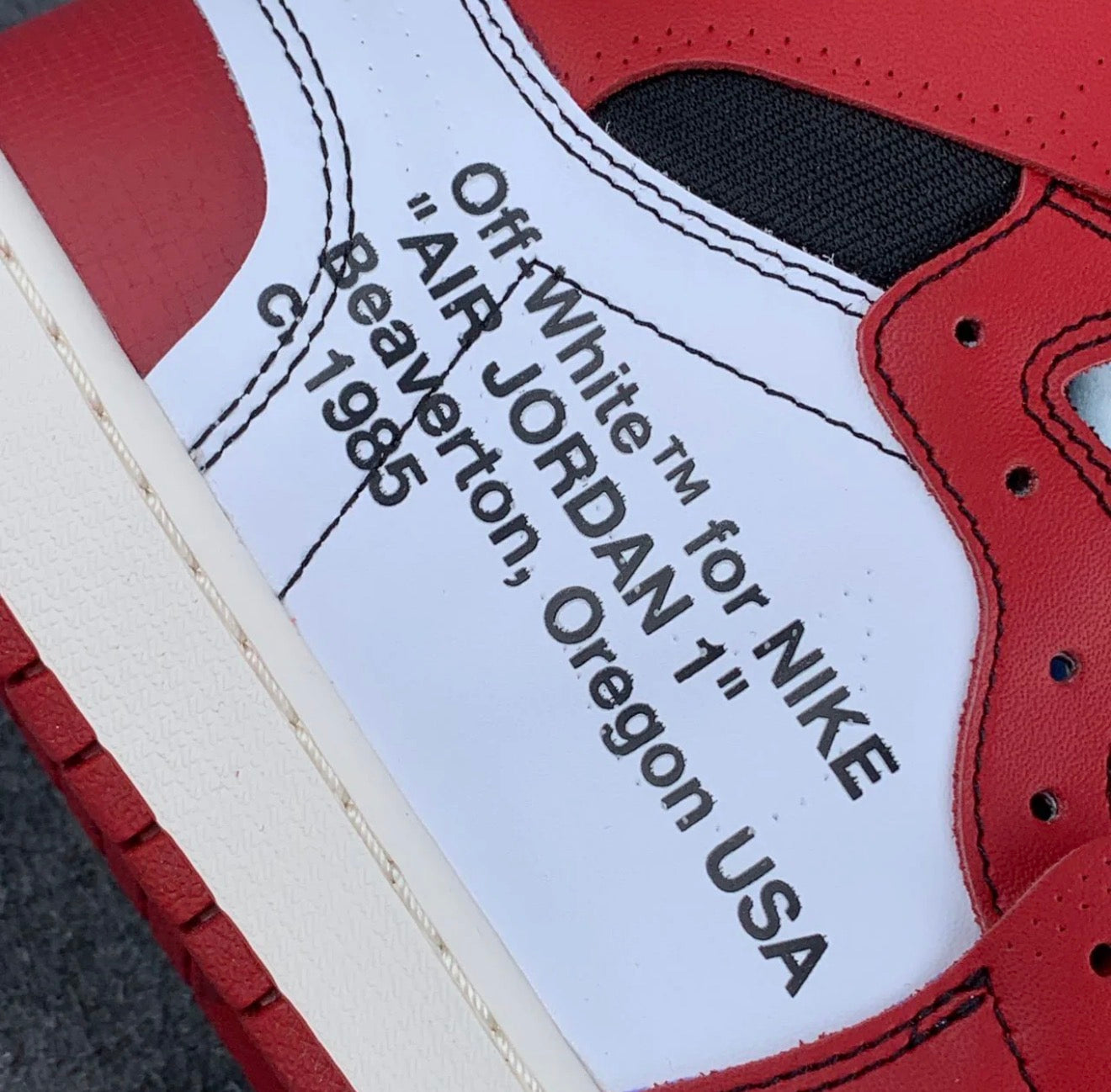 Off-White x Air Jordan 1 Retro High OG
'Chicago'