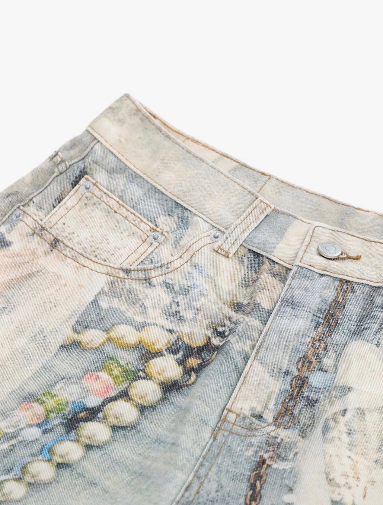 JEWELRY PEARL GRAPHIC PRINT 3D EFFECT DENIM SHORTS