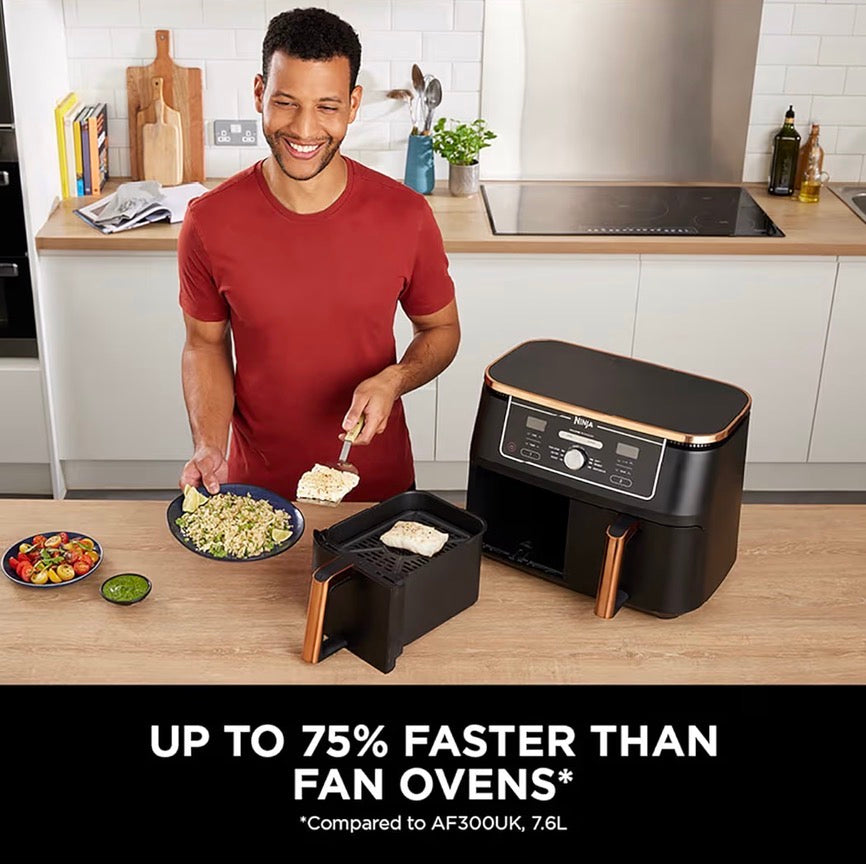 Foodi MAX Dual Zone Air Fryer, Amazon Exclusive, Tongs, 2 Drawers, 9.5L, 6-in-1, Use No Oil, Air Fry, Max Crisp, Roast, Bake, 8 Portions, Nonstick Dishwasher Safe Baskets, Copper/Black AF400UKCP