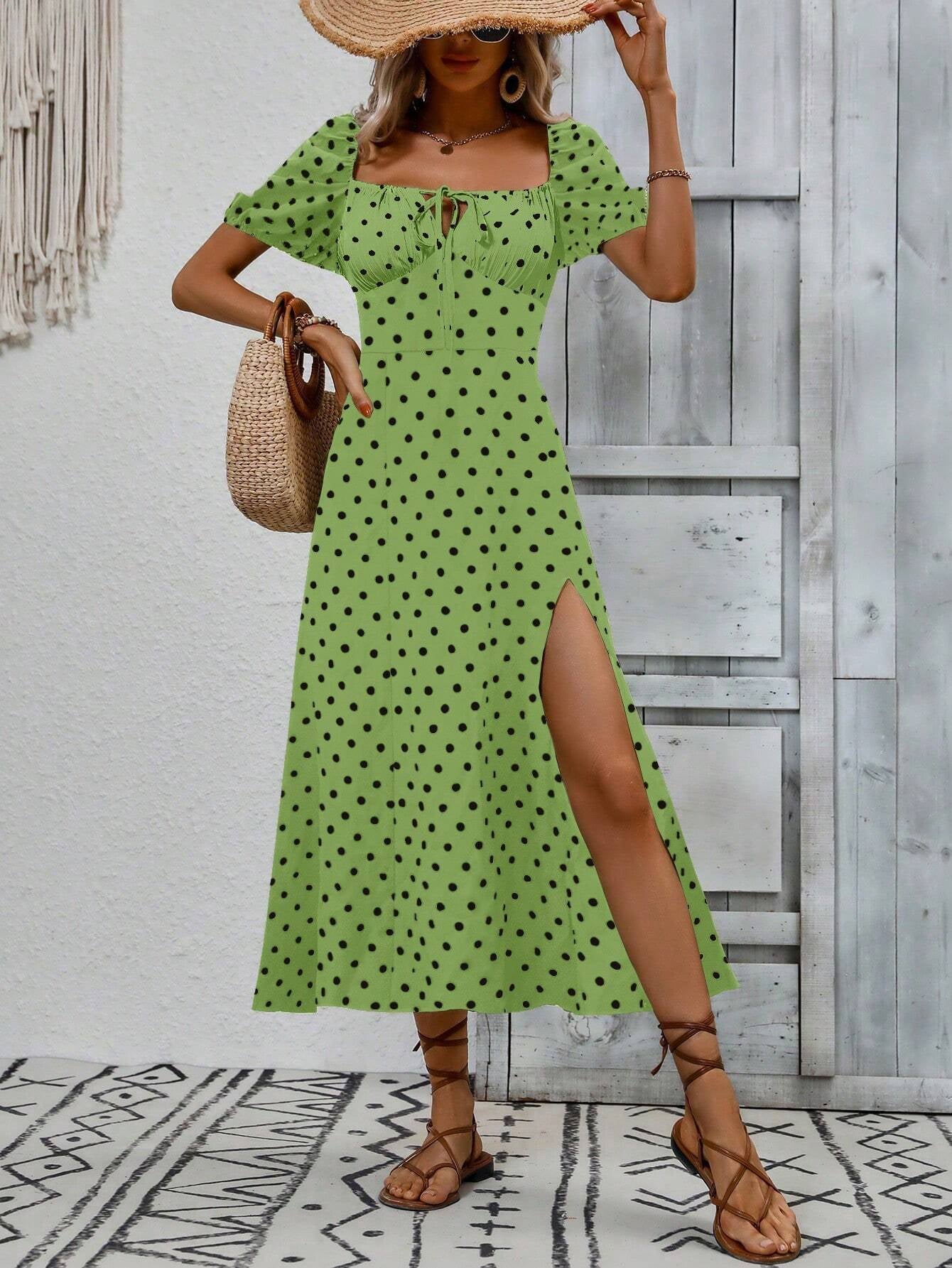 Women's Floral A-Line Maxi Dress with Split Thigh for Holiday Beach Getaways