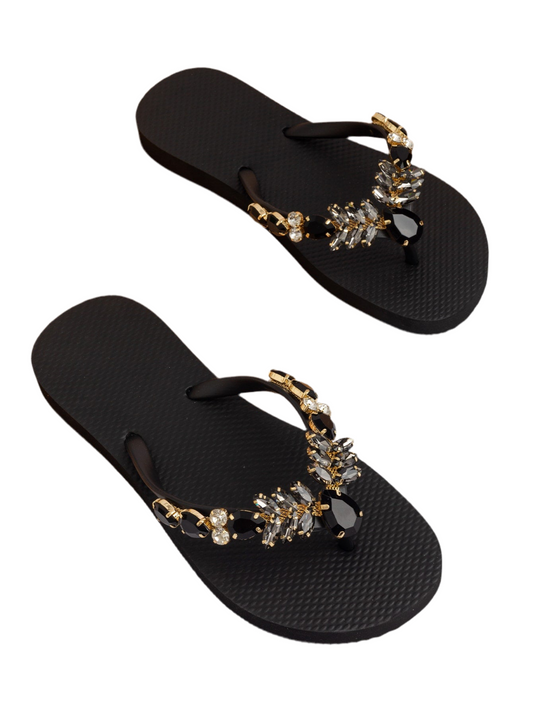 Fashionable Flip Flops for Women – Gemstone Decor Slippers