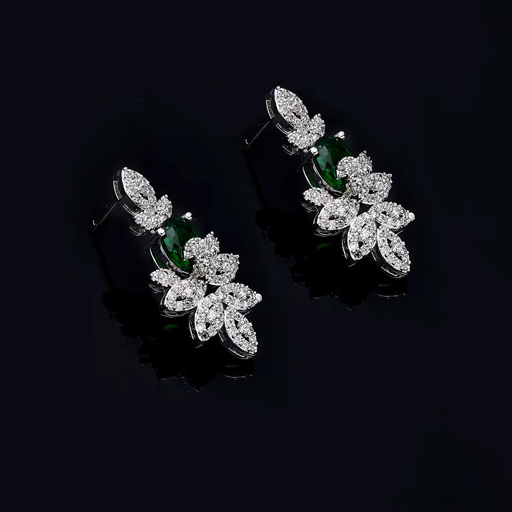 Luxury 4-Piece Sparkling Crystal Wedding Bride Sparkling Jewelry Accessories Suitable for Bridal Parties, Dates, Queen Gifts