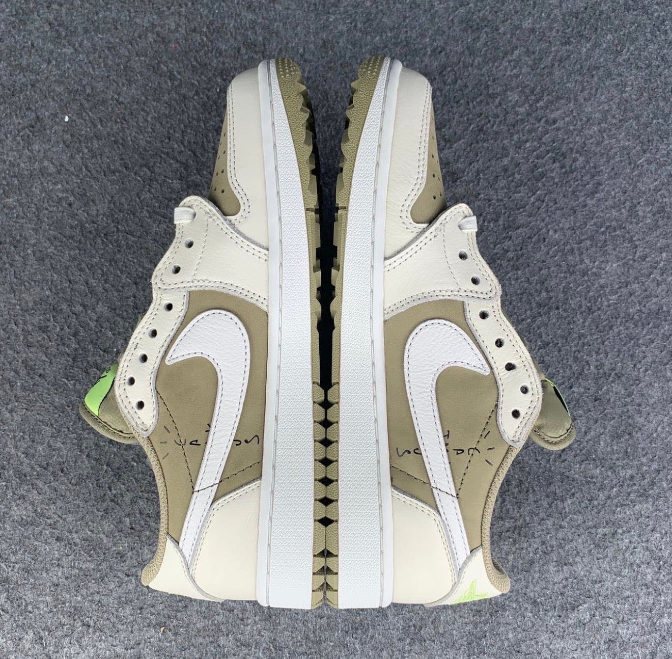 Travis Scott x Air Jordan 1 Low 'Golf'