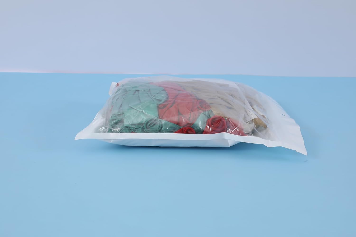 Christmas Balloons Garland Arch Kit, 154Pcs Christmas Garland with Red Green Gold Candy Cane Balloons Red Star Balloon Foil Balloon Arch for Xmas Party Decoration Supplies,Xmas Decorations for Indoors