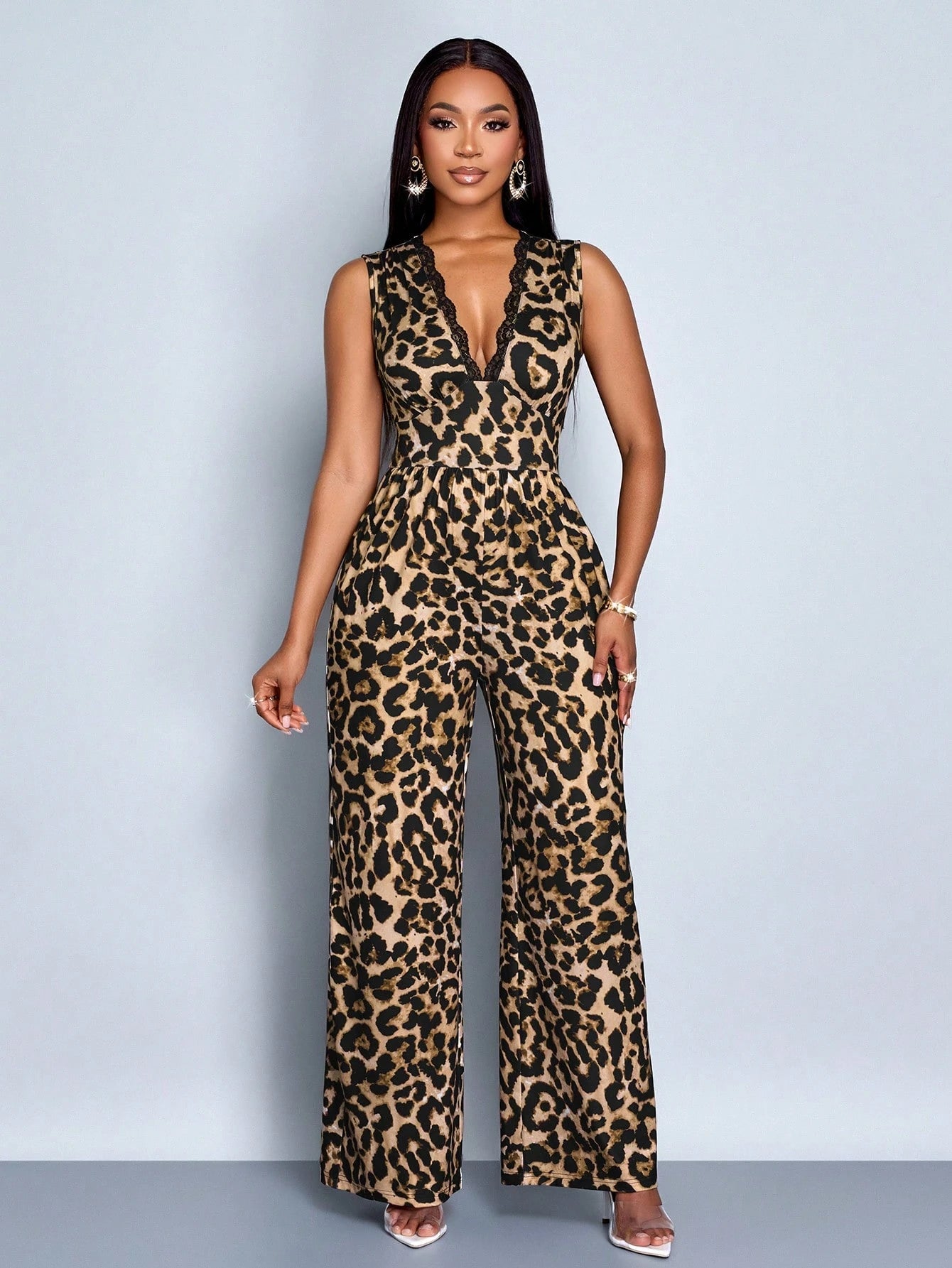 SOLERSUN Women'S Contrast Lace Leopard Print Deep V Sleeveless Wide Leg Jumpsuit, Elegant for Commuting and Casual Dating, Sexy & Romantic, Spring/Summer