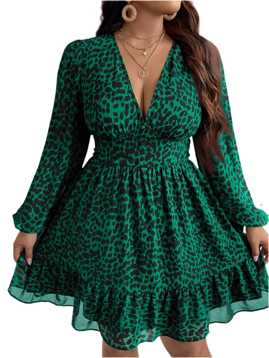 Plus Size Two-Layer Sheer Chiffon Dress – Classic Leopard Print with Long Sleeves