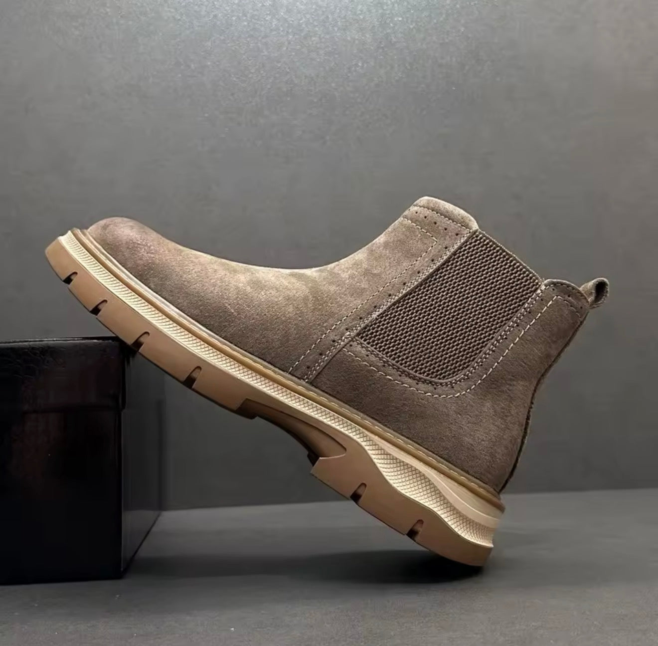 American Style  Boots High Top Men's Chelsea Boots Retro Work Leather Boots Autumn New Side Zip Short Boots British