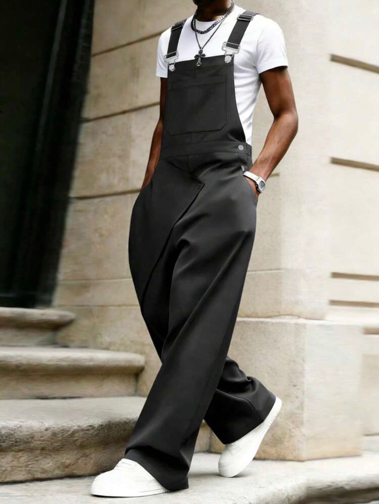 Manfinity Roghcode Men’s Black Suspender Jumpsuit