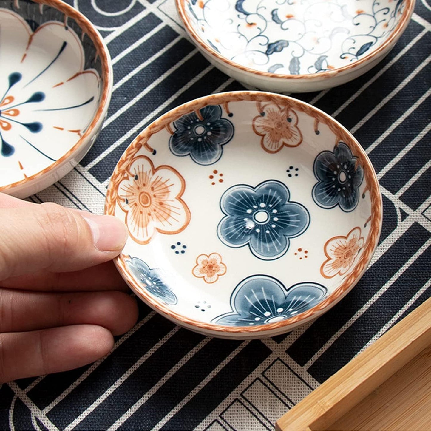Porcelain Tapas Dishes,Snack Bowls for Tapas,Tapas Bowl Set,Ceramic Dipping Bowls,6Pcs Ø 10 Cm Small Spice Bowl,Dishes Sauce Dishes for Sushi,Sauce,Snack and Soy