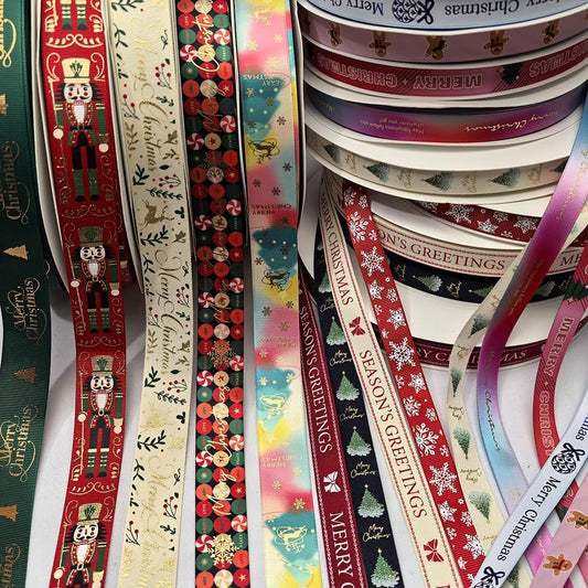 14 Yards Mix Sizes and Colors Merry Christmas Ribbons Grosgrain Satin Ribbon Snowman Santa Claus Jinglebell Santa Tree Snowflake Craft DIY Packing Hair Bow Accessory
