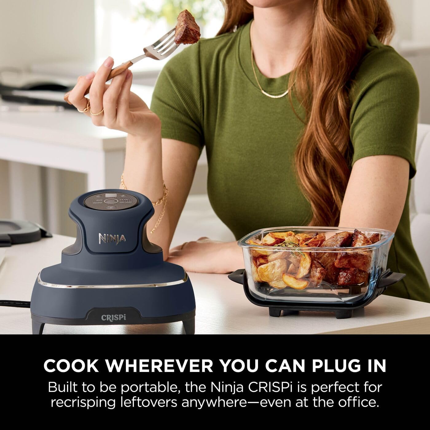 Ninja  Portable Air Fryer, 3.8L, 4-In-1: Air Fry, Roast, Keep Warm, Recrisp, Space Saving Compact Design, 2X Removable Glass Containers & Lids, 1700W, Cyber Space Blue FN101UKGY