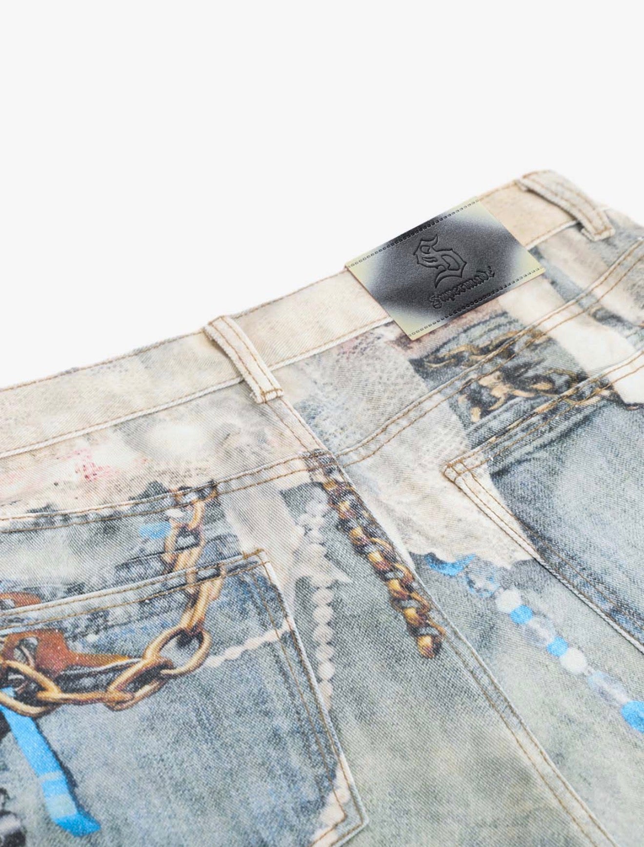 JEWELRY PEARL GRAPHIC PRINT 3D EFFECT DENIM SHORTS