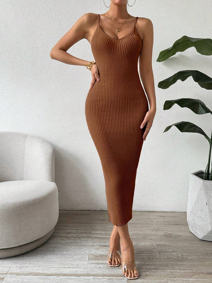 Raffinée Women's Elegant Solid Color Slim Fit Sleeveless Knit Sweater Dress