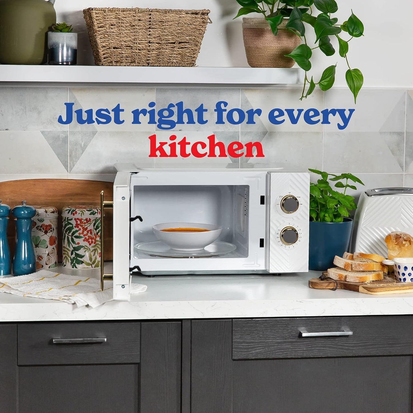 Russell Hobbs  Litre 700W White Solo Manual Microwave with Groove Design, 5 Power Levels, Integrated Timer and Defrost Function, Easy Clean RHMM723