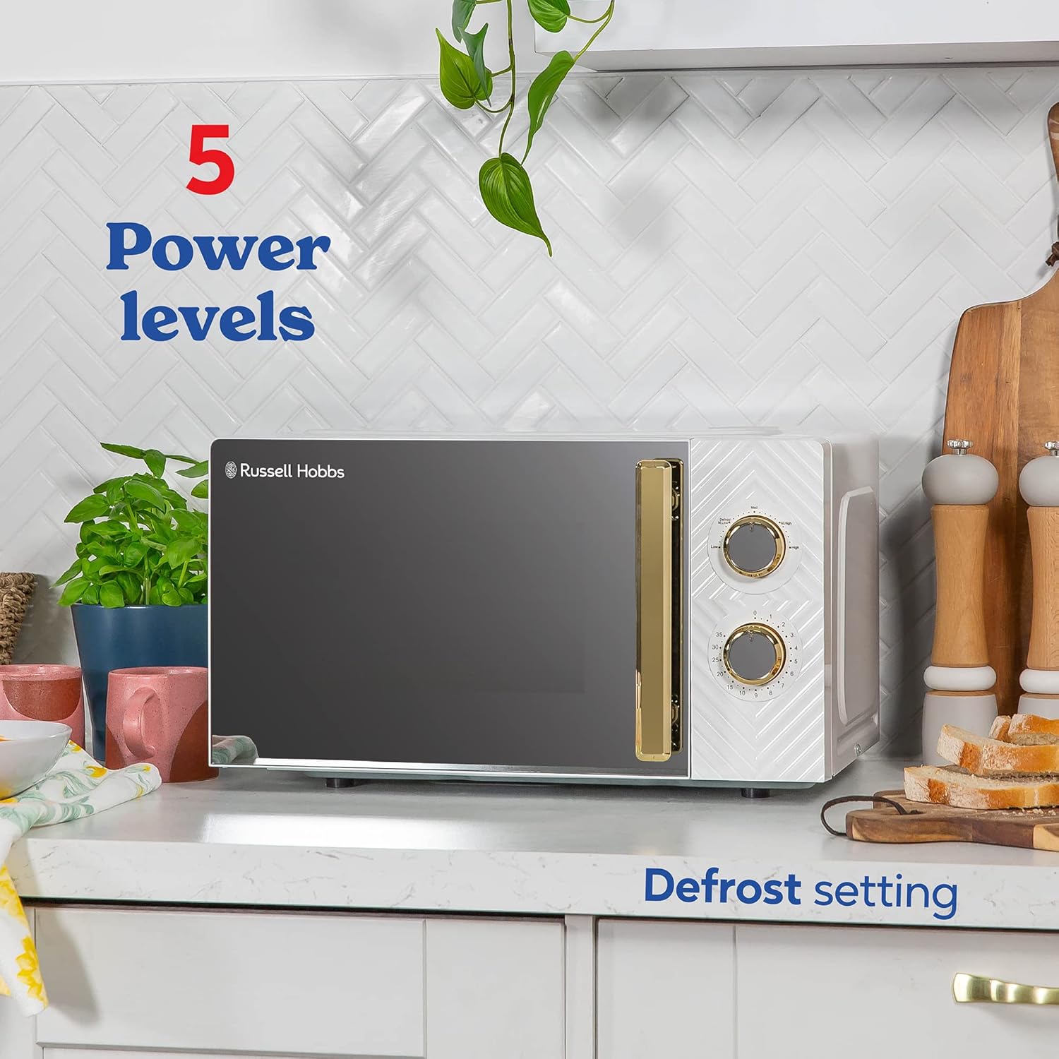 Russell Hobbs  Litre 700W White Solo Manual Microwave with Groove Design, 5 Power Levels, Integrated Timer and Defrost Function, Easy Clean RHMM723