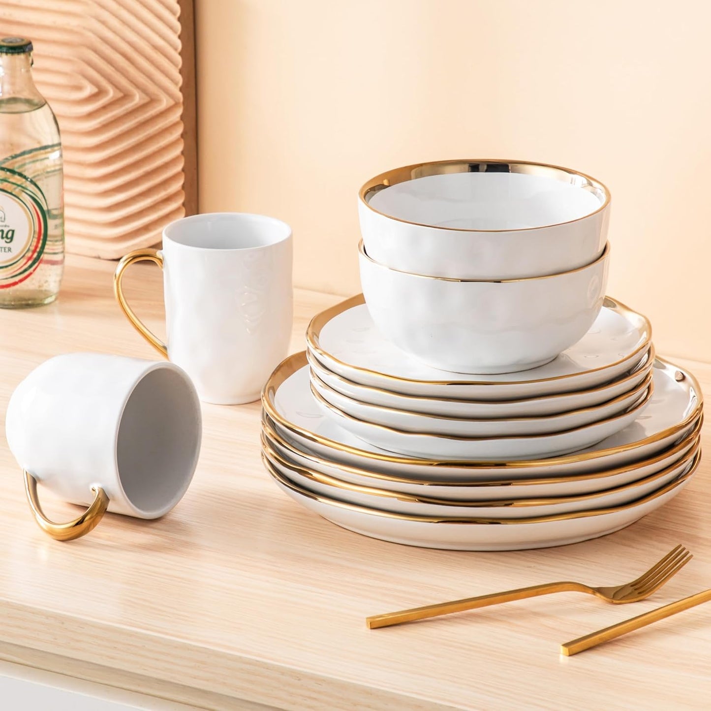 'Apollo', 16 Piece Dinner Set, Stoneware Dish Set for 4, Kitchen Plates and Bowls Sets, Handmade Dinnerware Set with Gold Trim, Dishwasher Safe, White and Gold