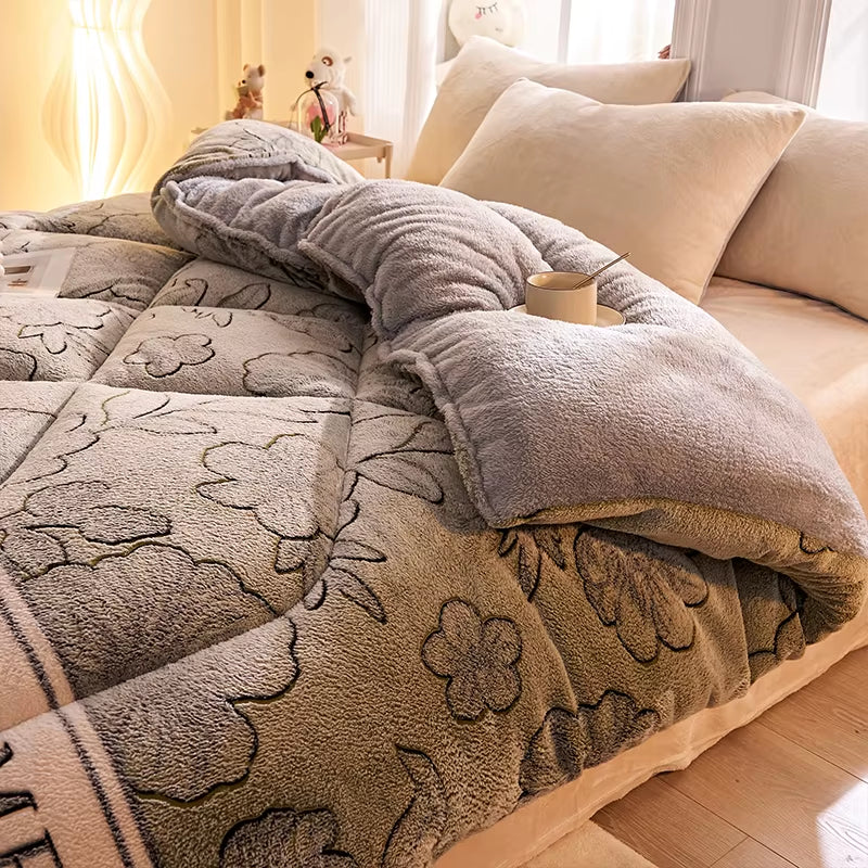 Lamb Fleece Blanket Winter Super Warm Quilt Autumn Spring Bedding Milk Fleece Comforter 5Kg Thickened Dormitory Single Double