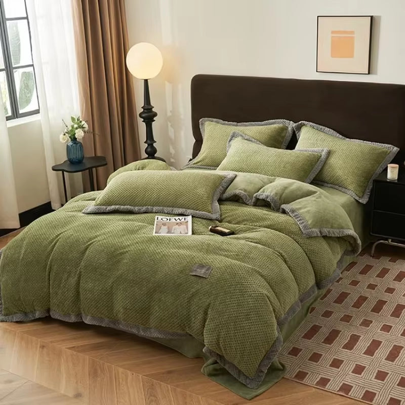 Bedding Set Luxury Winter Warm Thicken Milk Velvet Duvet Cover Bed Sheet and Pillowcases Quilt Cover Queen King Size 220X240Cm