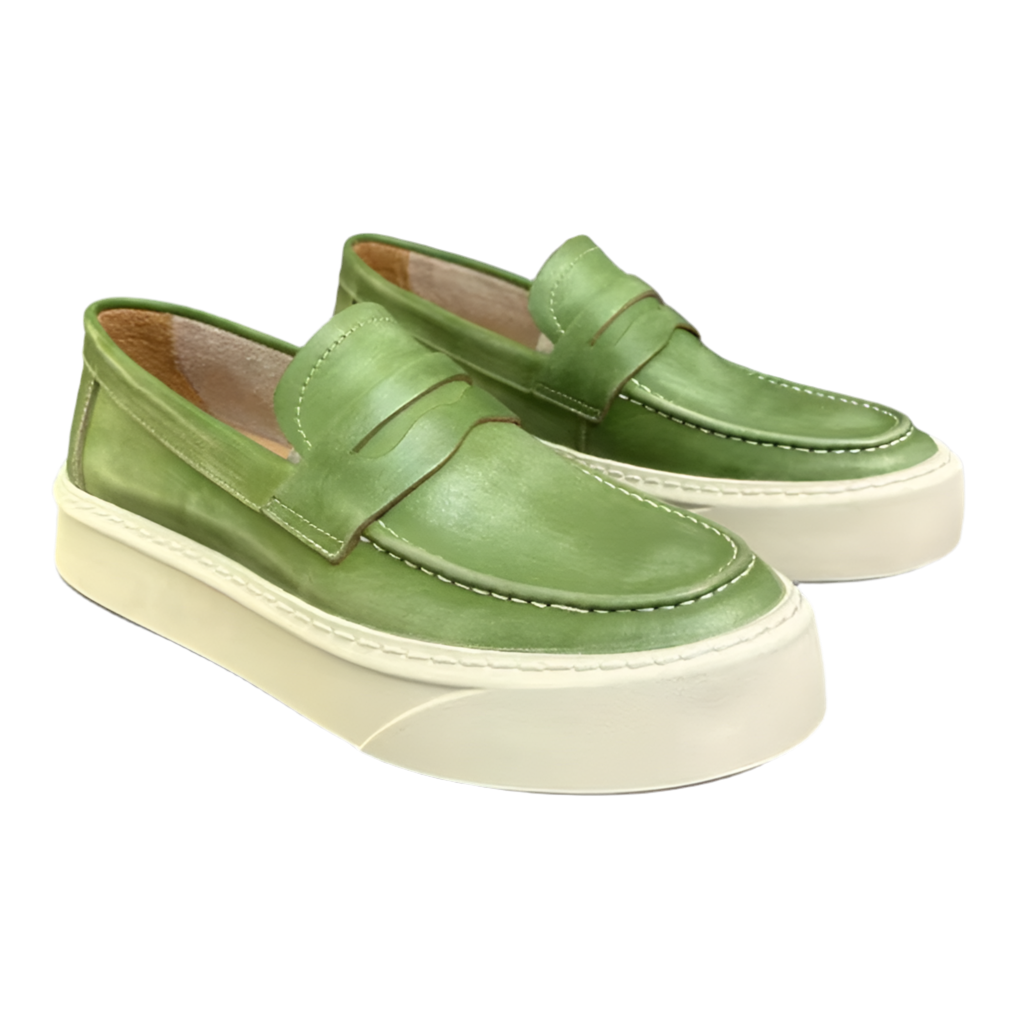 Genuine Leather Men’s Retro Loafers – Fashionable Casual Board Shoes