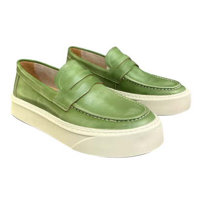 Genuine Leather Men’s Retro Loafers – Fashionable Casual Board Shoes