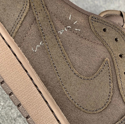 Travis Scott x Air Jordan 1 Retro Low OG SP 'Velvet Brown'
