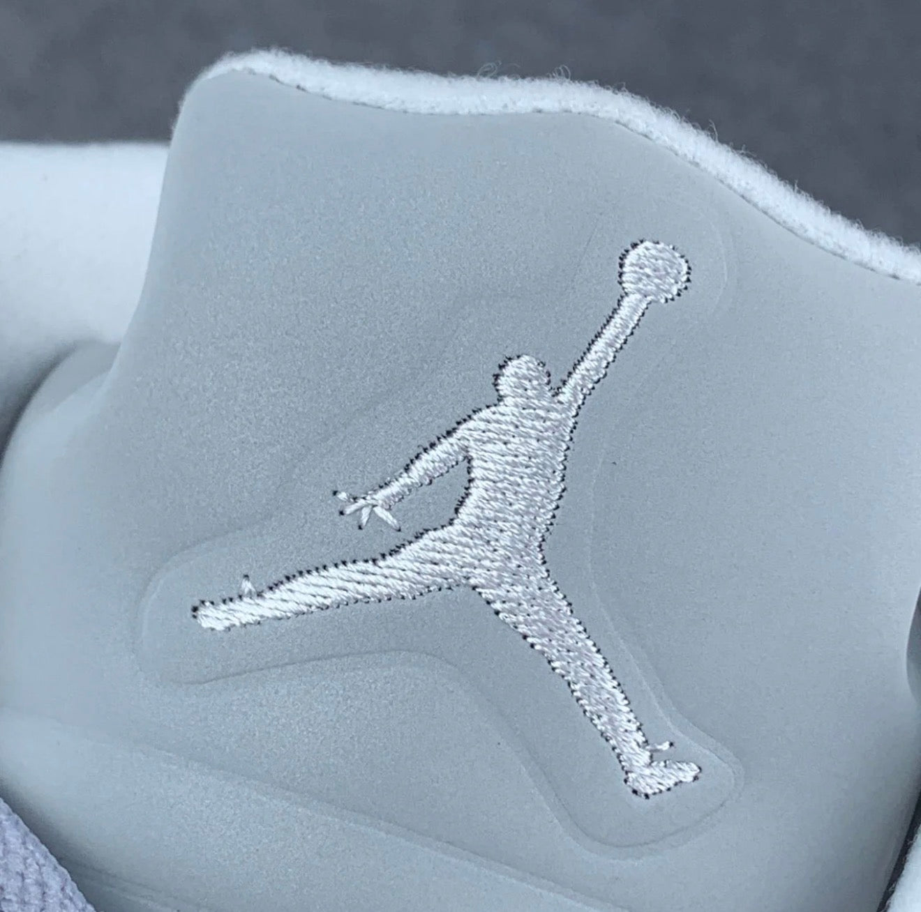 Air Jordan 5 'Wolf Grey' 2026