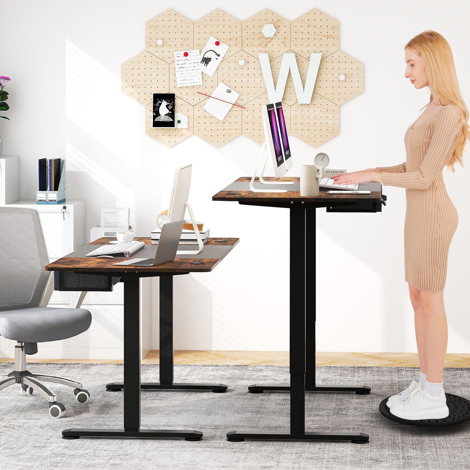 Electric Height-Adjustable Standing Desk with Integrated USB Charging: Enhance Your Workspace Comfort and Productivity