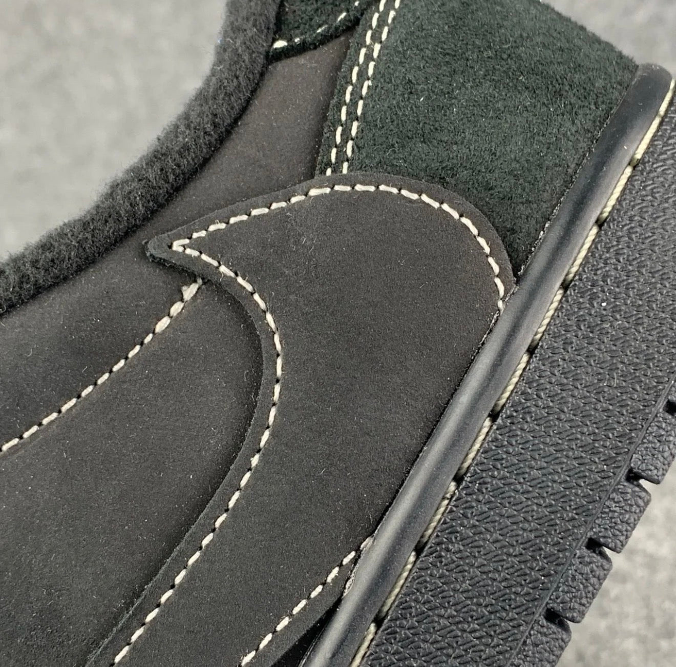 Travis Scott x Air Jordan 1 Low OG SP
'Black Phantom'