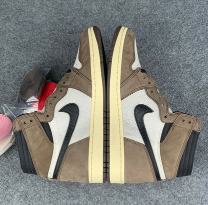Travis Scott x Air Jordan 1 Retro High OG 'Mocha'