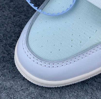 Off-White x Air Jordan 1 Retro High OG
'White' 2018
