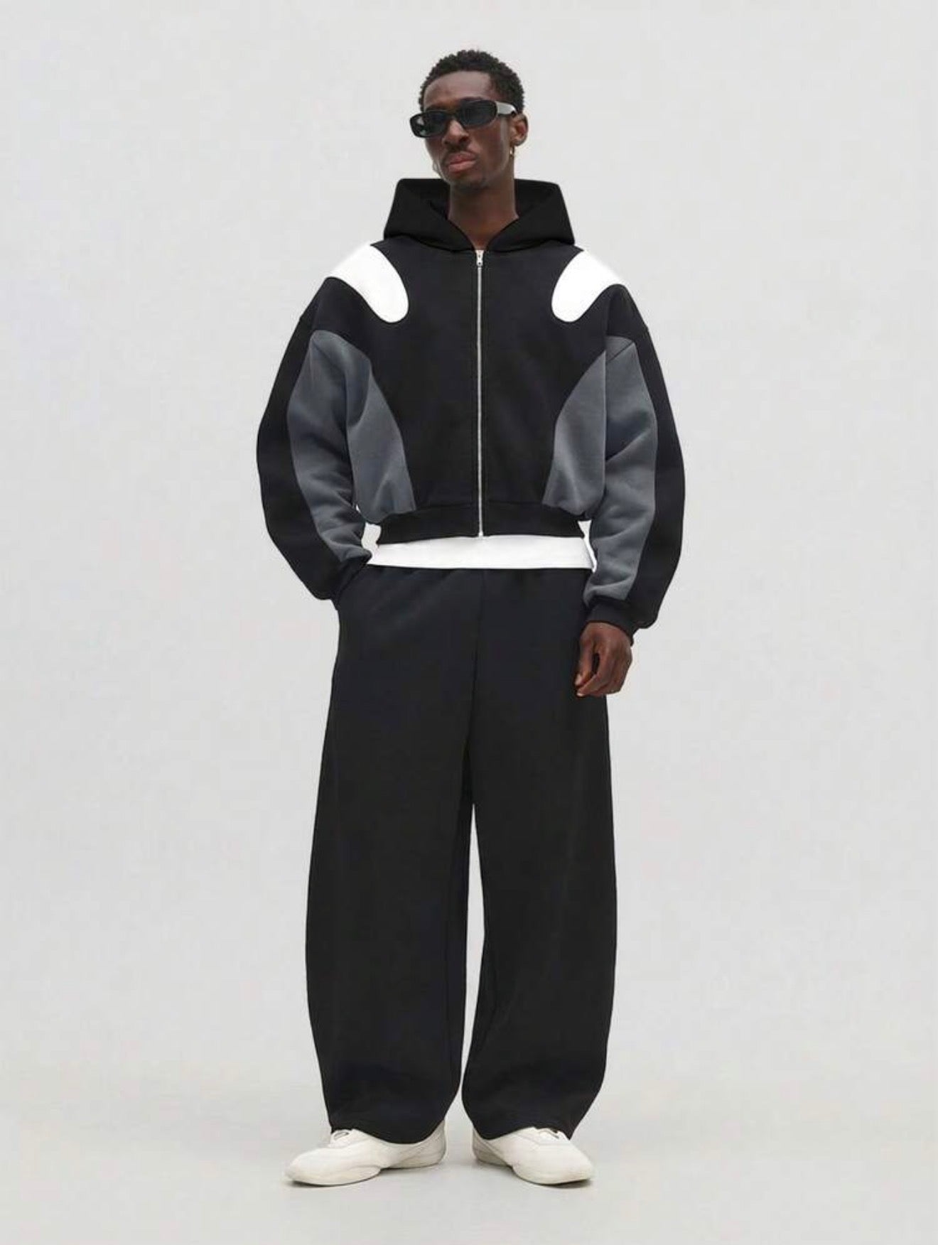 SUMWON Cropped Zip Up Hoodie