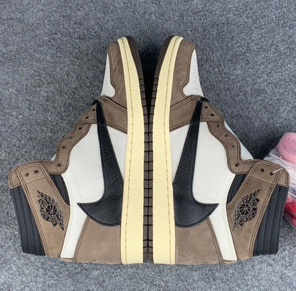 Travis Scott x Air Jordan 1 Retro High OG 'Mocha'