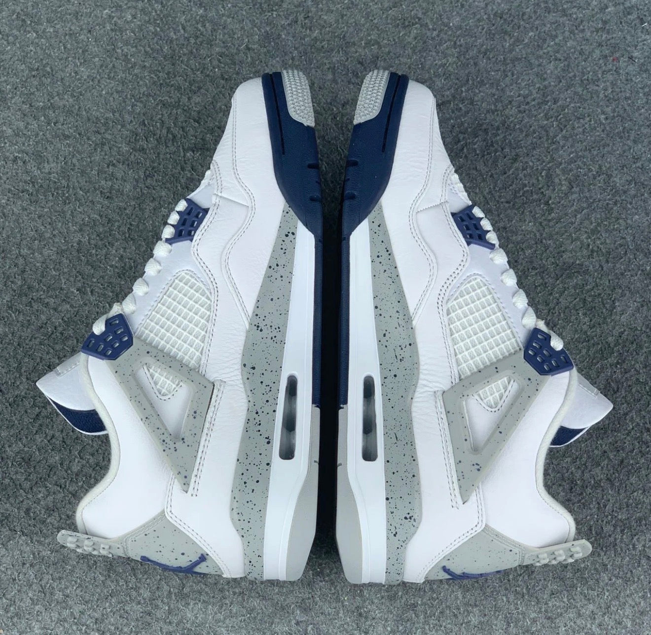 Air Jordan 4 Retro 'Midnight Navy'